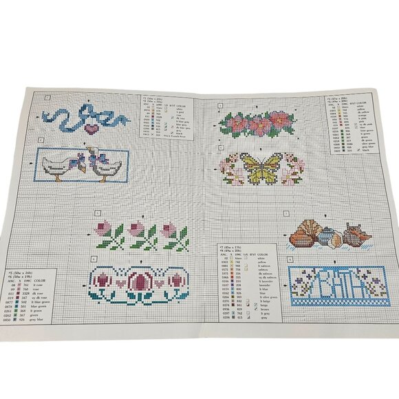 Counted Cross Stitch Fingertip Towel Lot 2 Leisure Arts Leaflets 2 Towels Hoop - Picture 9 of 10